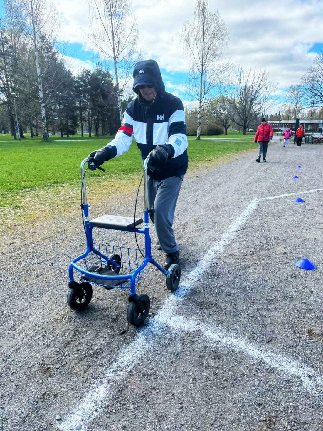 Ikääntymisvalmennukseen osallistuja.
