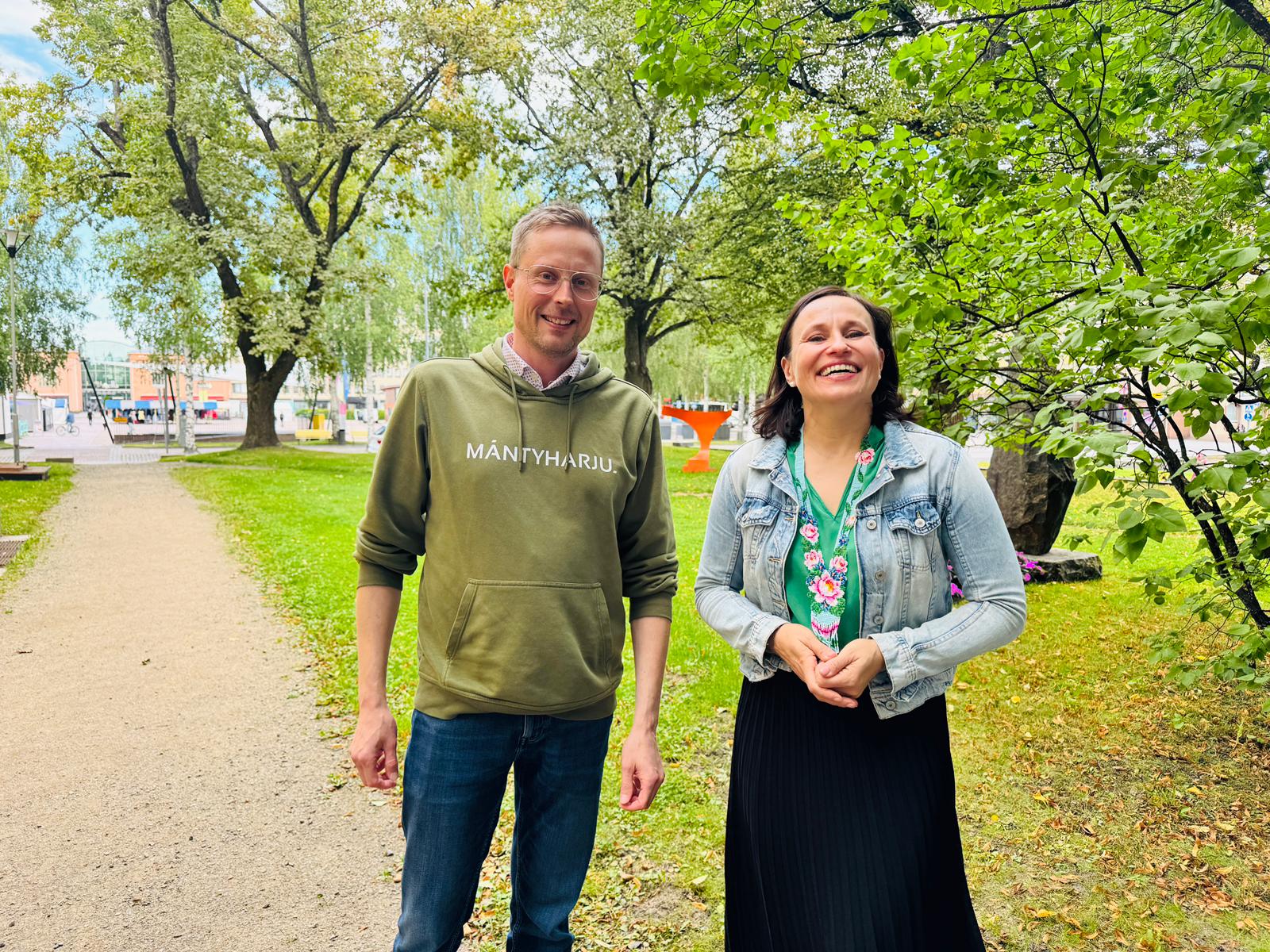 Juho Järvenpää ja Heini Utunen.