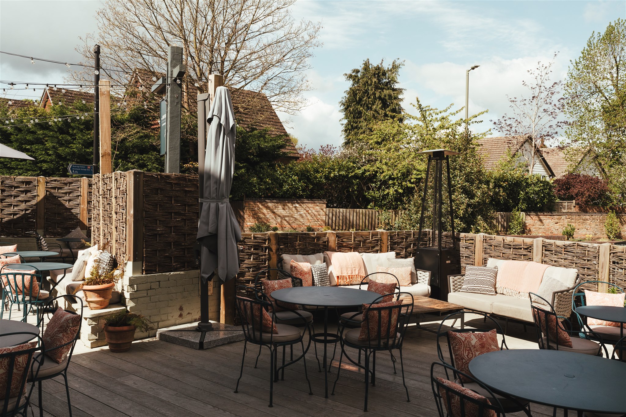 restaurant garden with great WIFI coverage