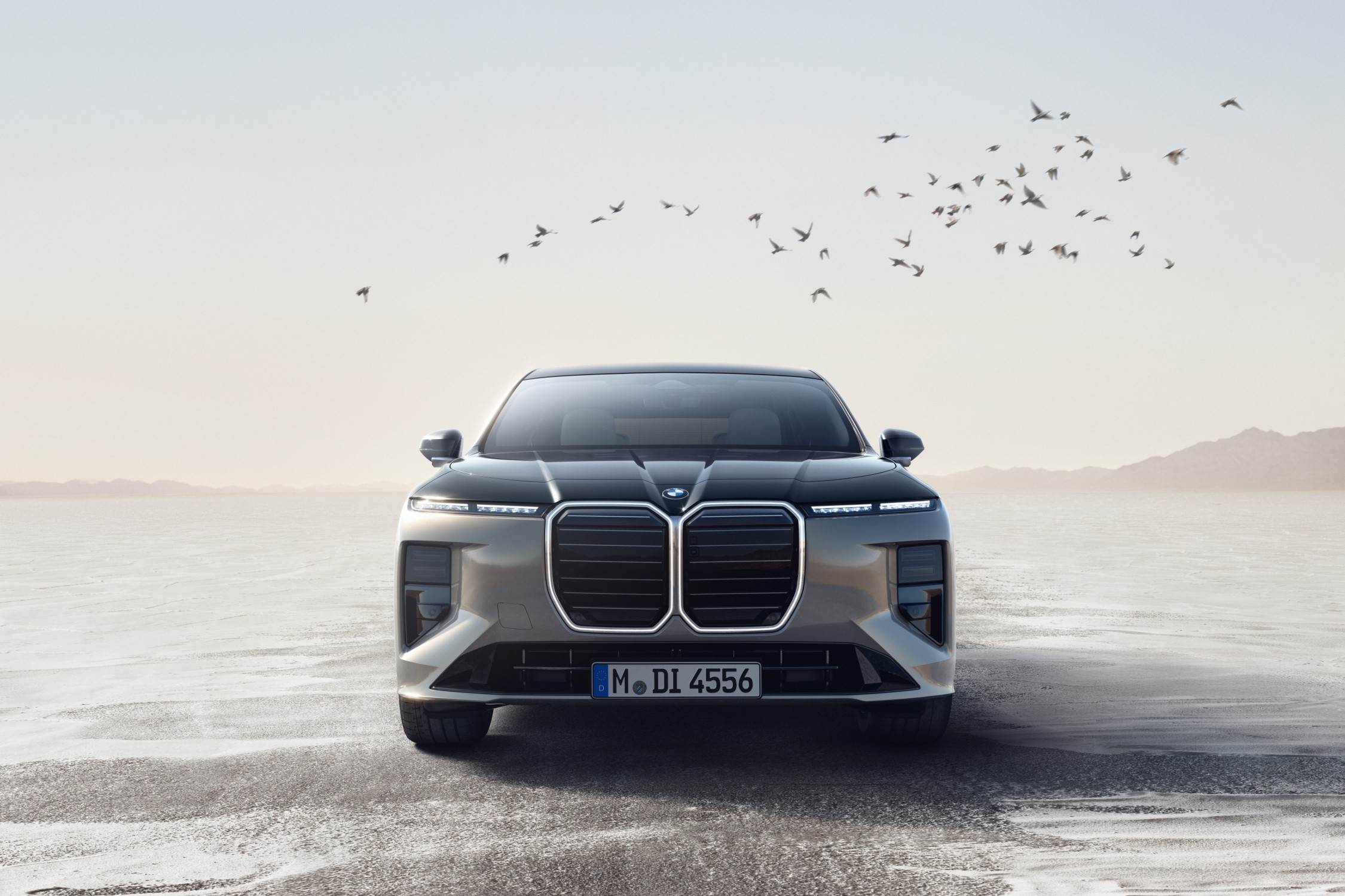 Die neue BMW 7er Limousine - Luxus neu definiert.
