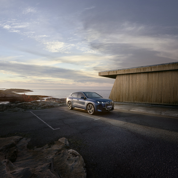 BMW iX xDrive45