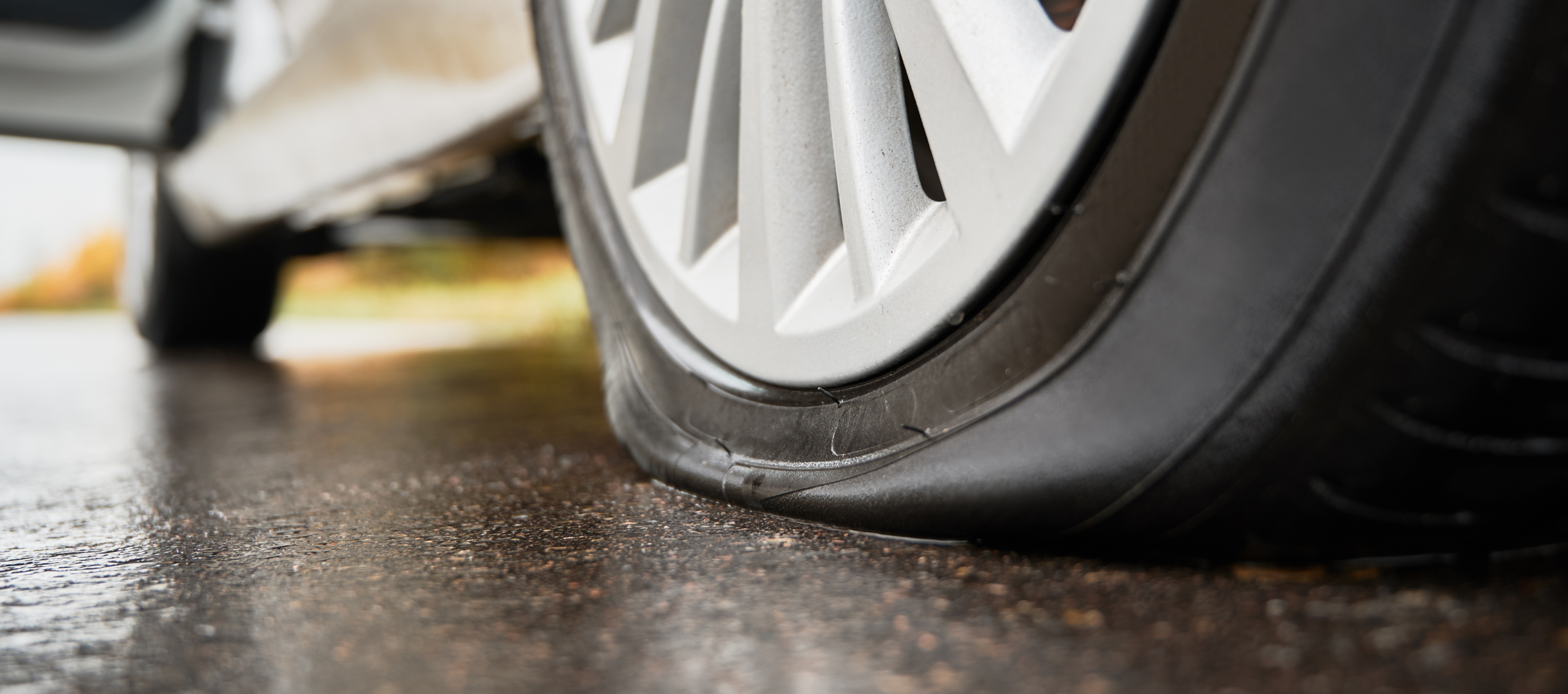 Flat Tire Repair in Dallas Made Easy with On-Demand Service at Your Location