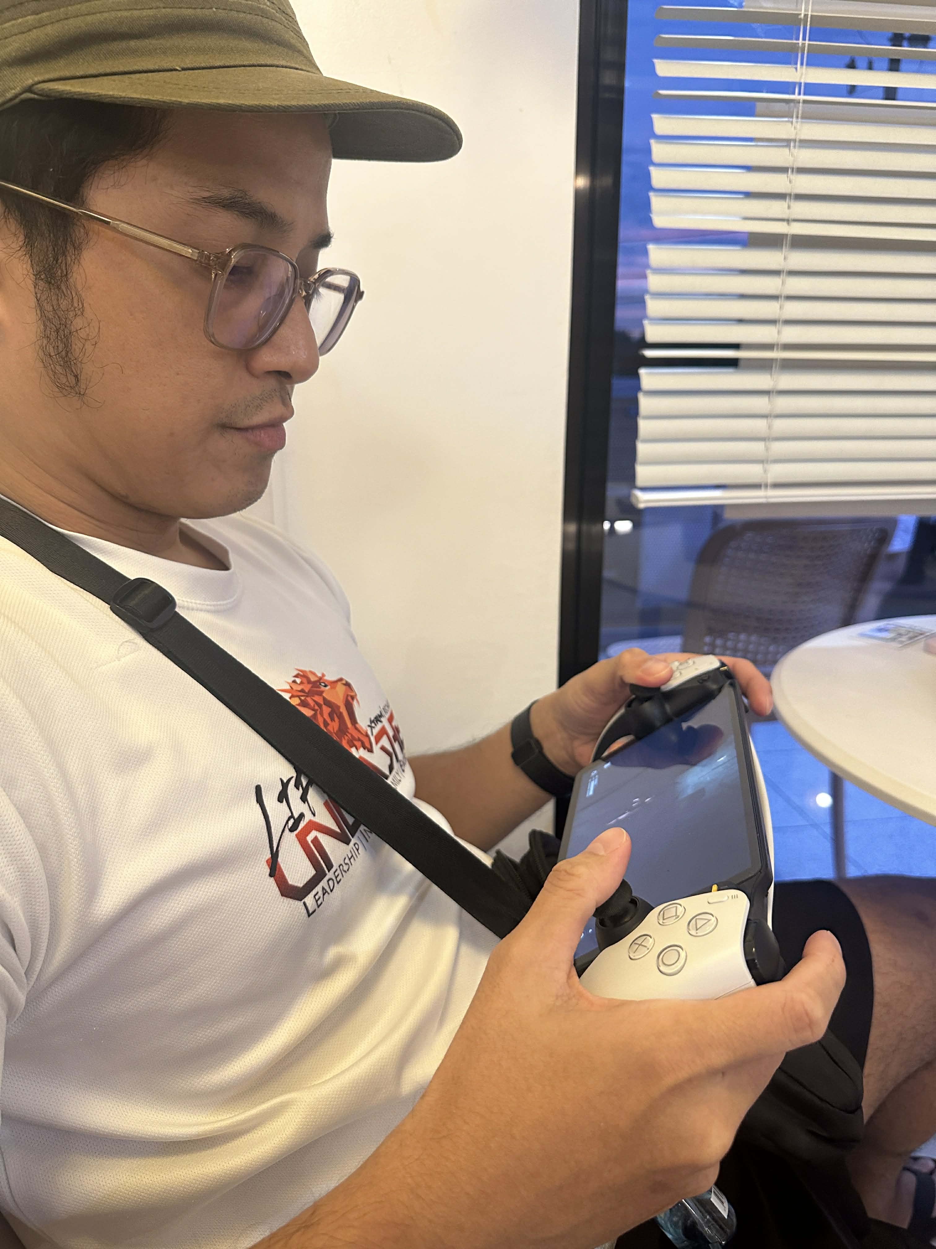 A photo of me at a nearby coffee shop trying to connect on my PlayStation Portal