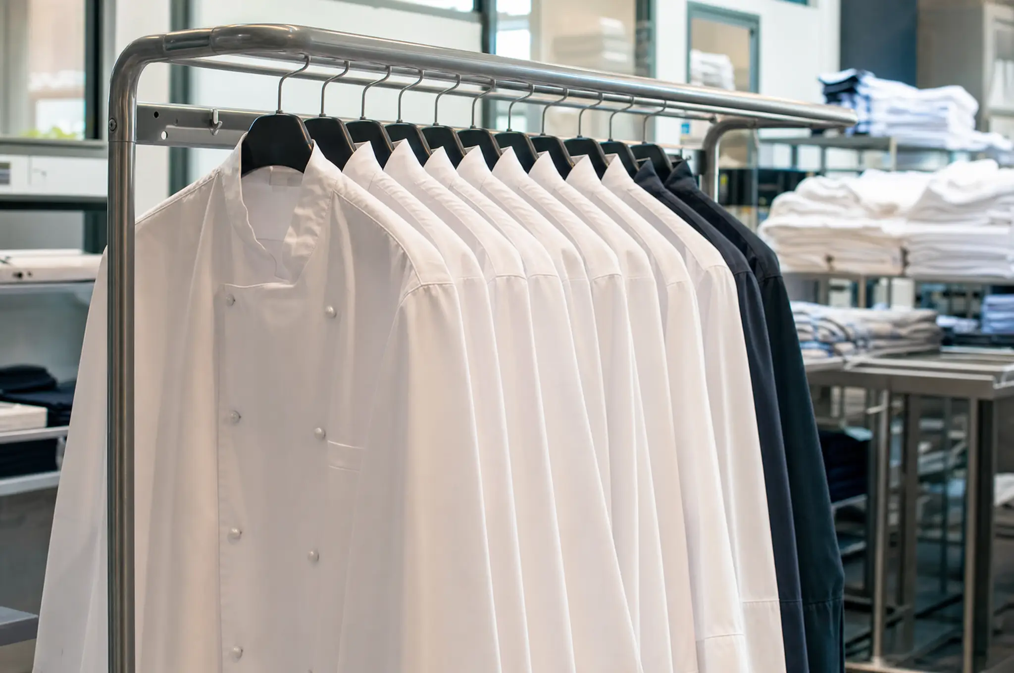 Uniformes de cocina: renting o compra en Meco, como calcular el coste real a medio plazo