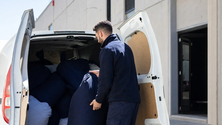 Cuando compensa frente a lavar internamente: externalizar la lavanderia en Meco