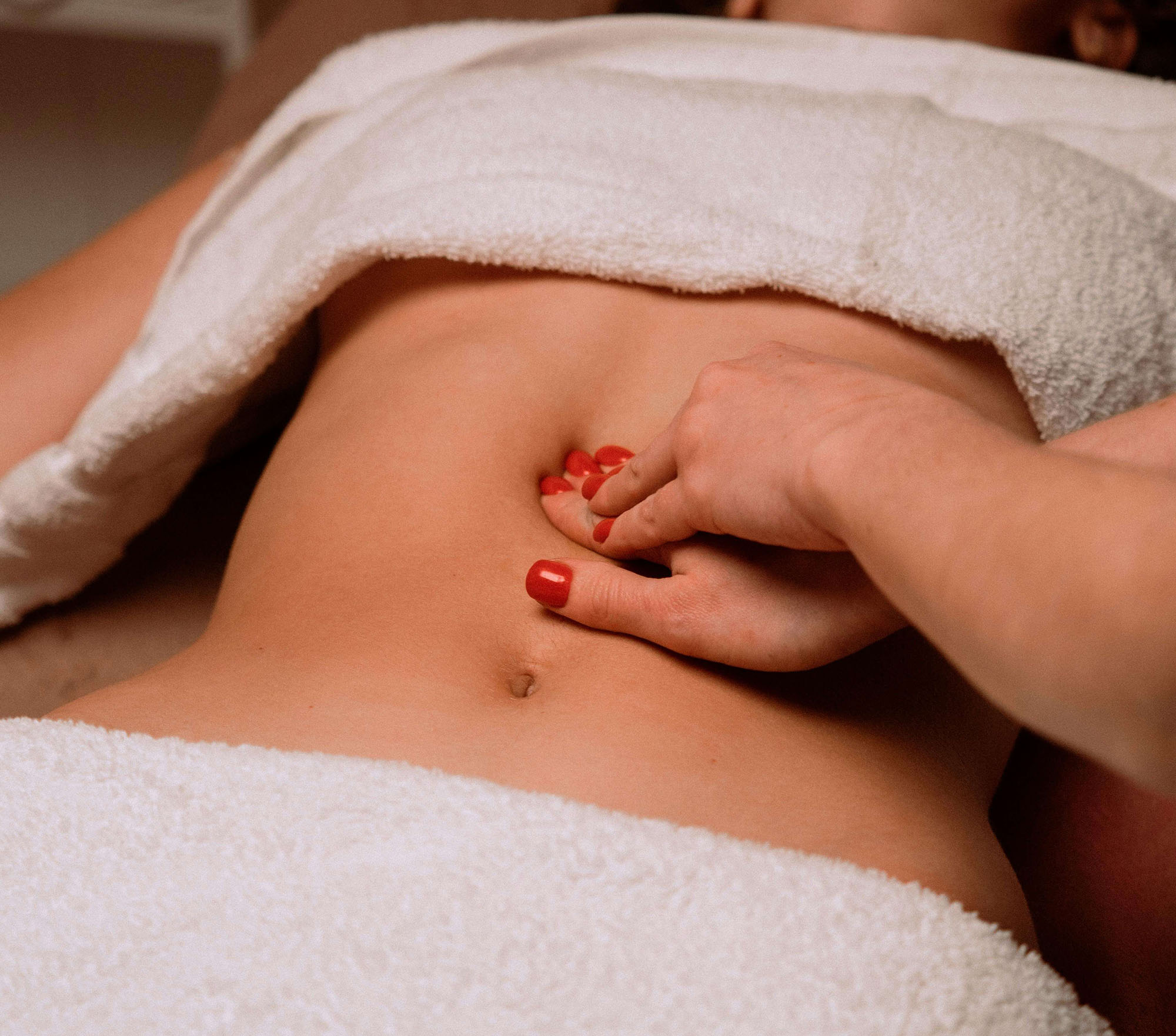 Drainage lymphtique, travail au niveau du ventre