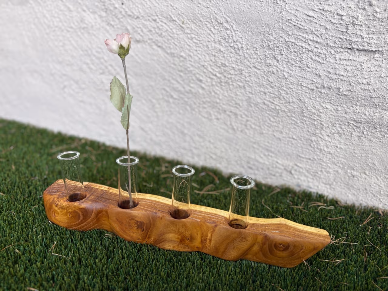 Brian testtube vase