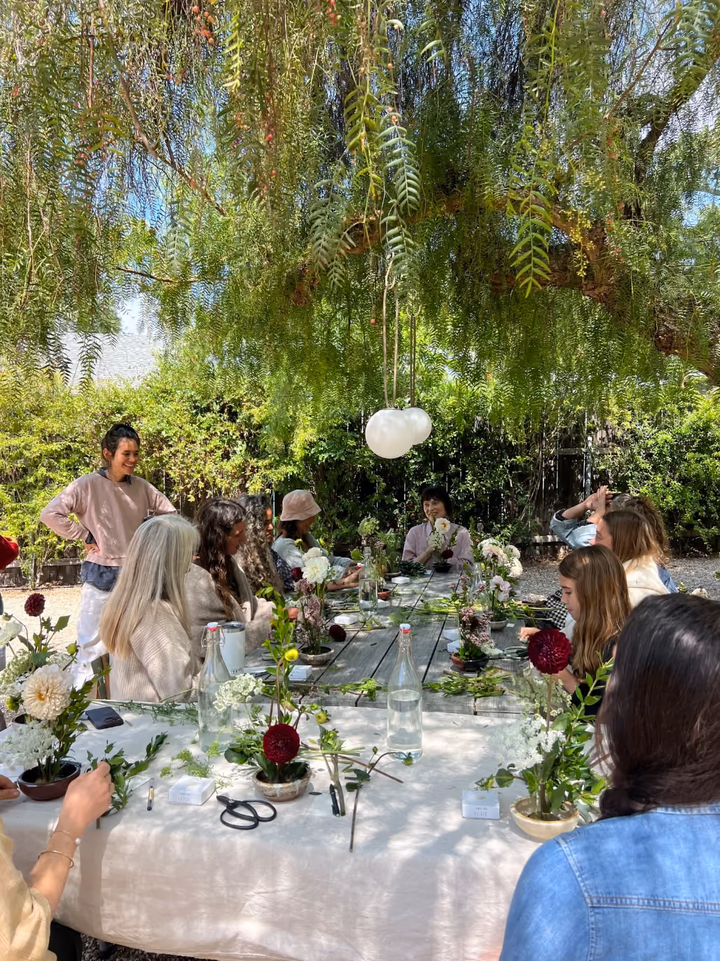 Group of people in a Ikebana class
