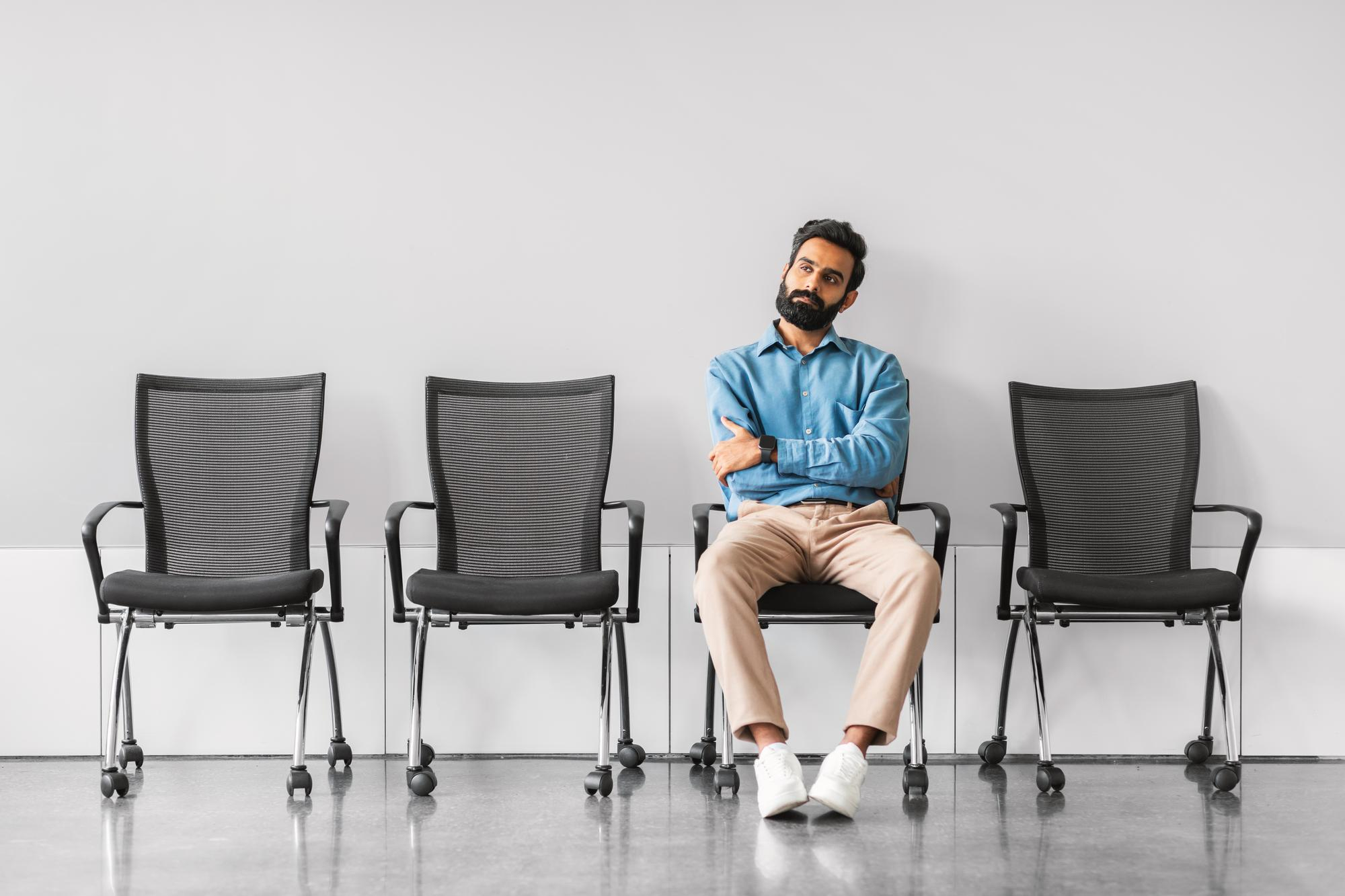 Peer-led program using hybrid digital and in-person support