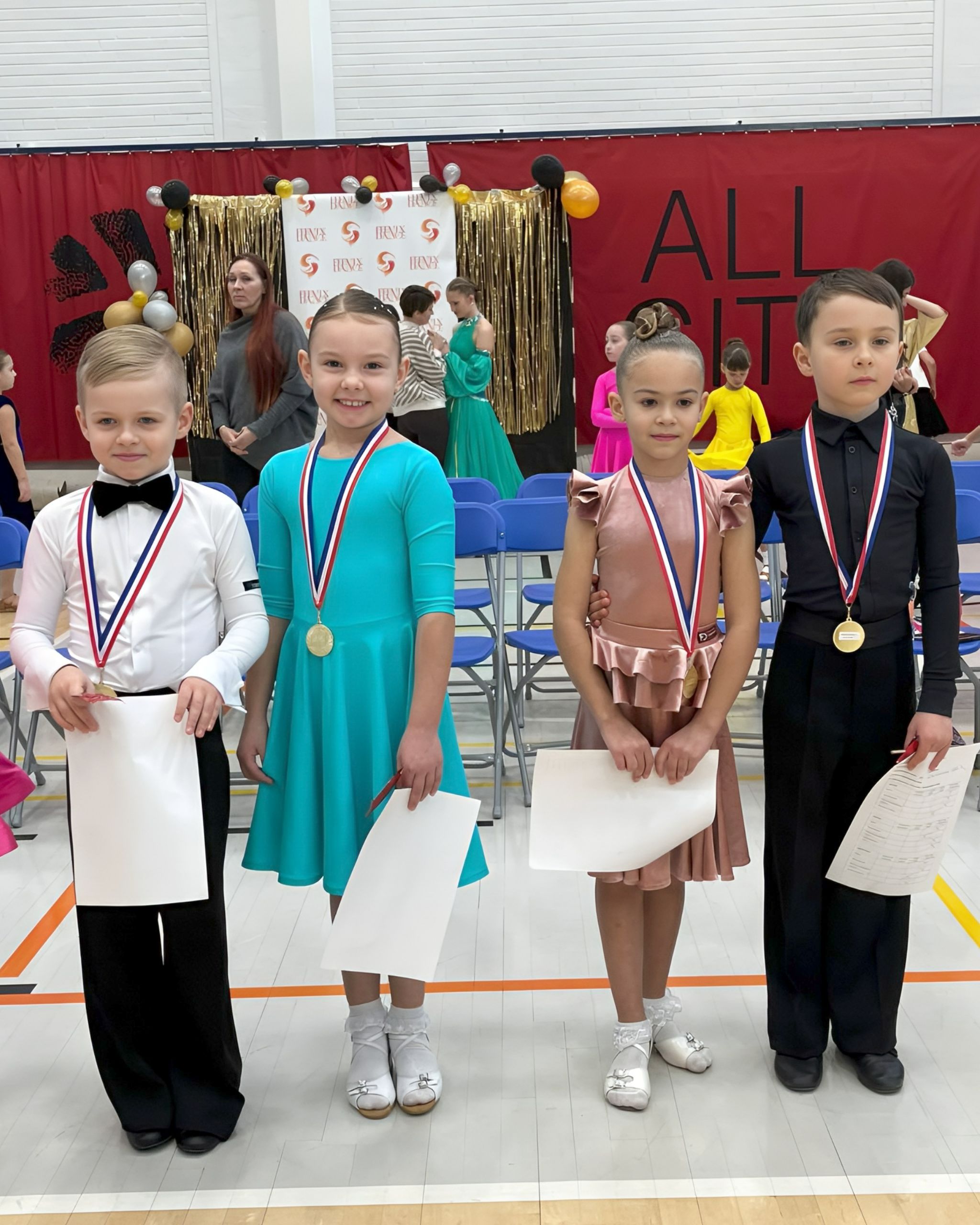 Nuorten tanssikilpailujen voittajat