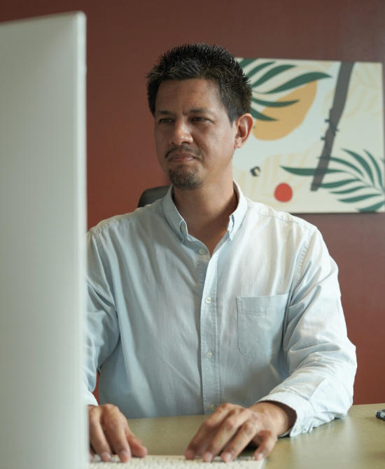 Entrepreneur en veille des appels d'offres