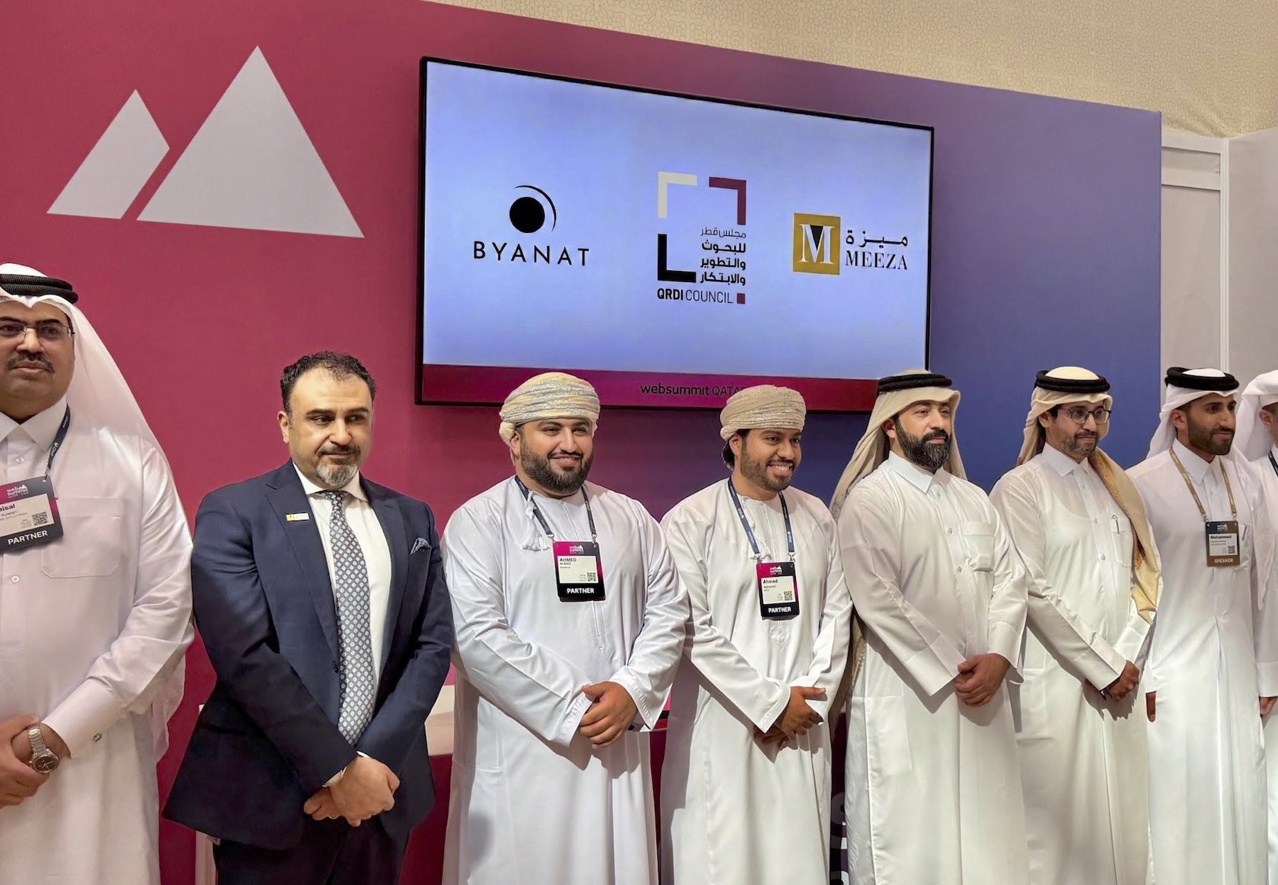 Byanat, MEEZA, and Qatar Foundation via QRDI Council Sign Strategic R&D Partnership to Advance AI First Data Centre Intelligence