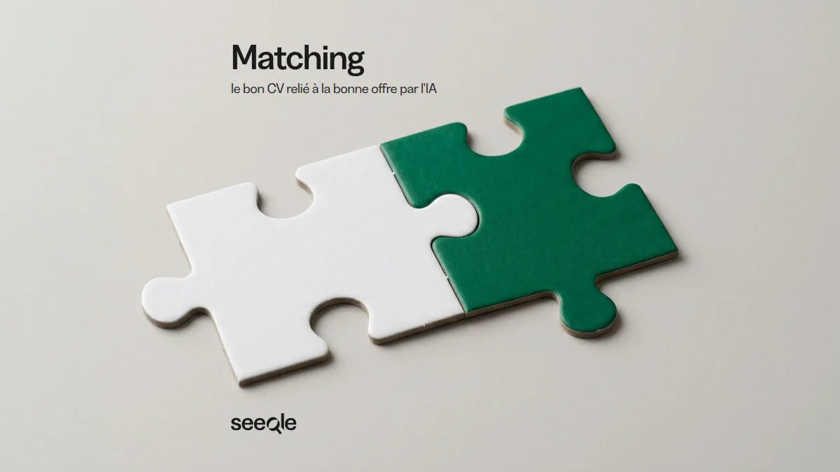 Deux pieces de puzzle blanche et verte qui s'assemblent : le matching de CV par l'IA
