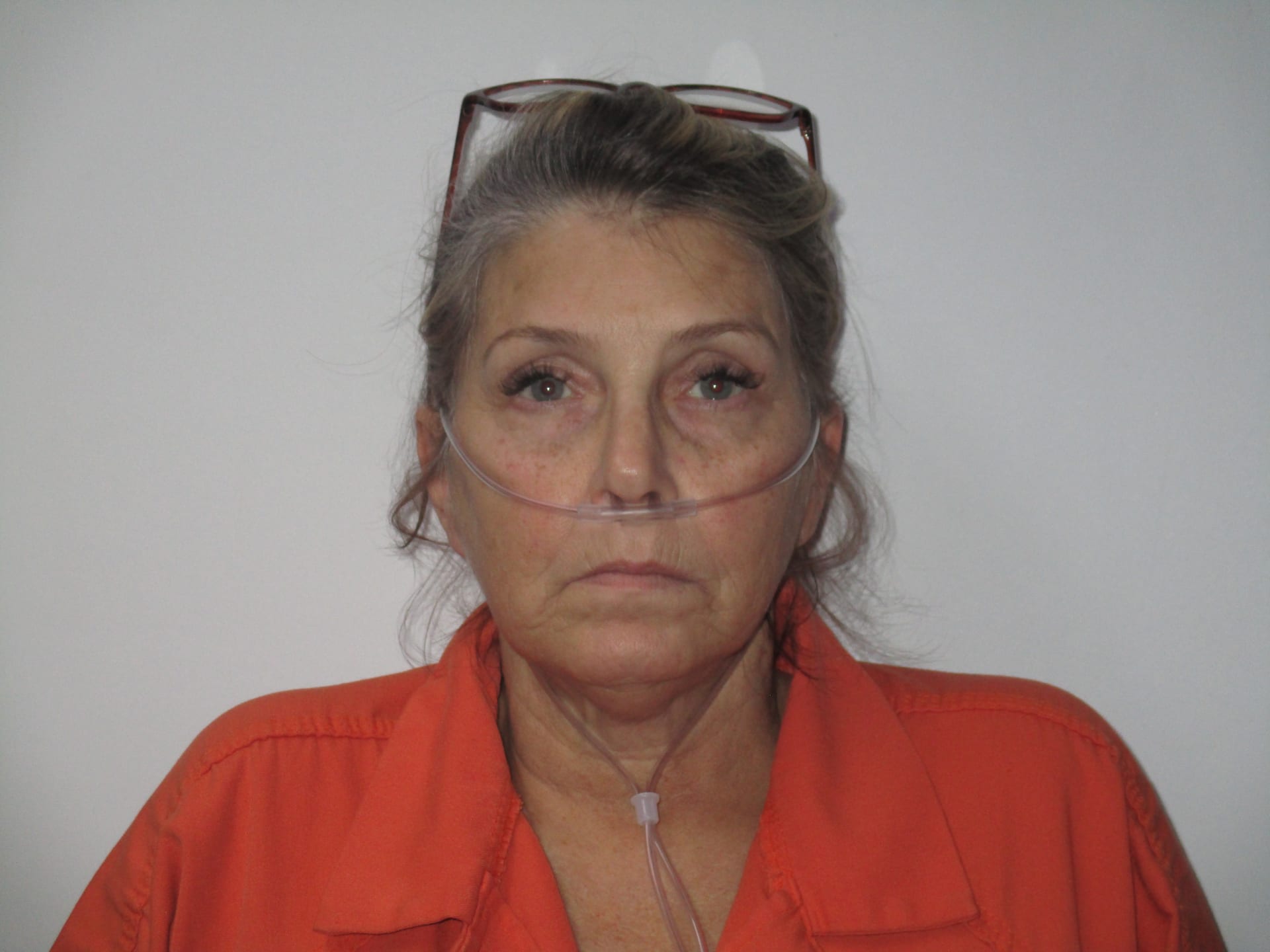 LISA LEE SCHLUMBRECHT