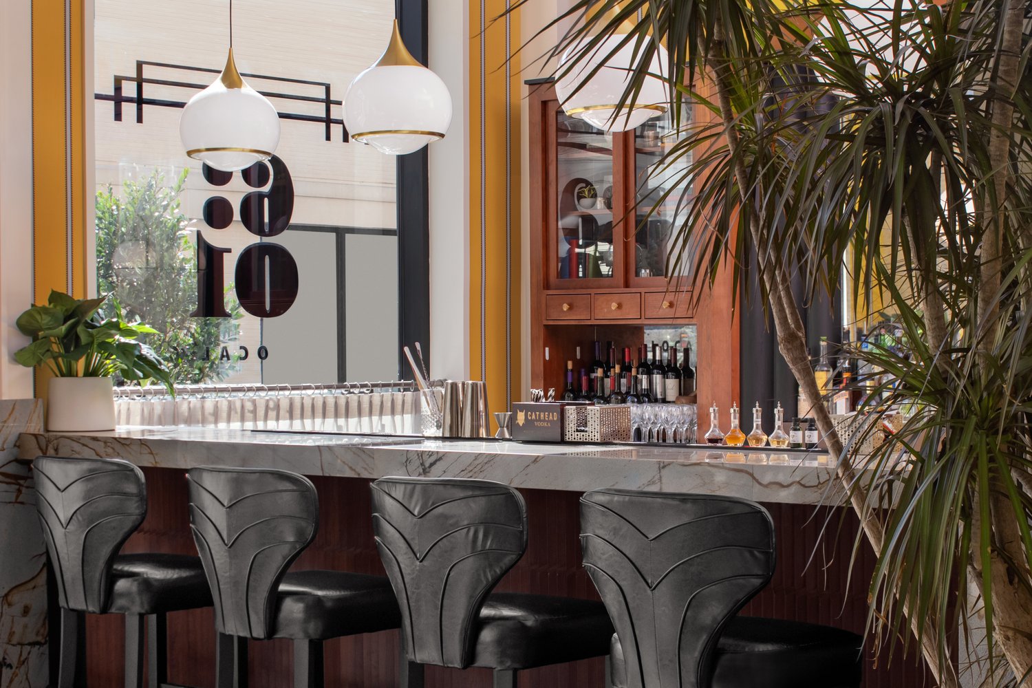 Restaurant and bar design - Avenir Creative