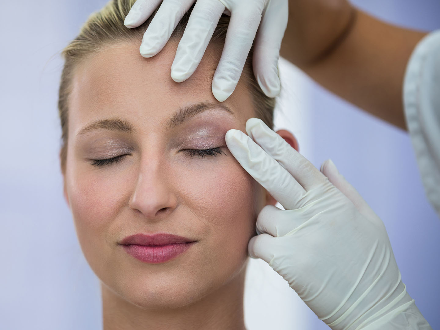 Using Filler in Temples to Lift Eyes and Restore Facial Balance