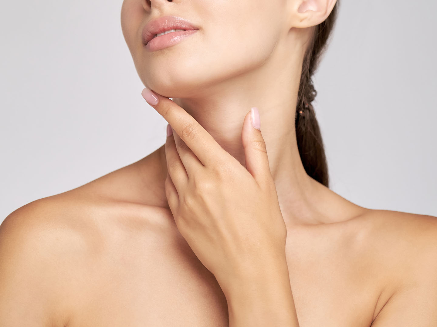 Barbie Botox Explained: Trapezius Toxin Injections for a Slim Neck