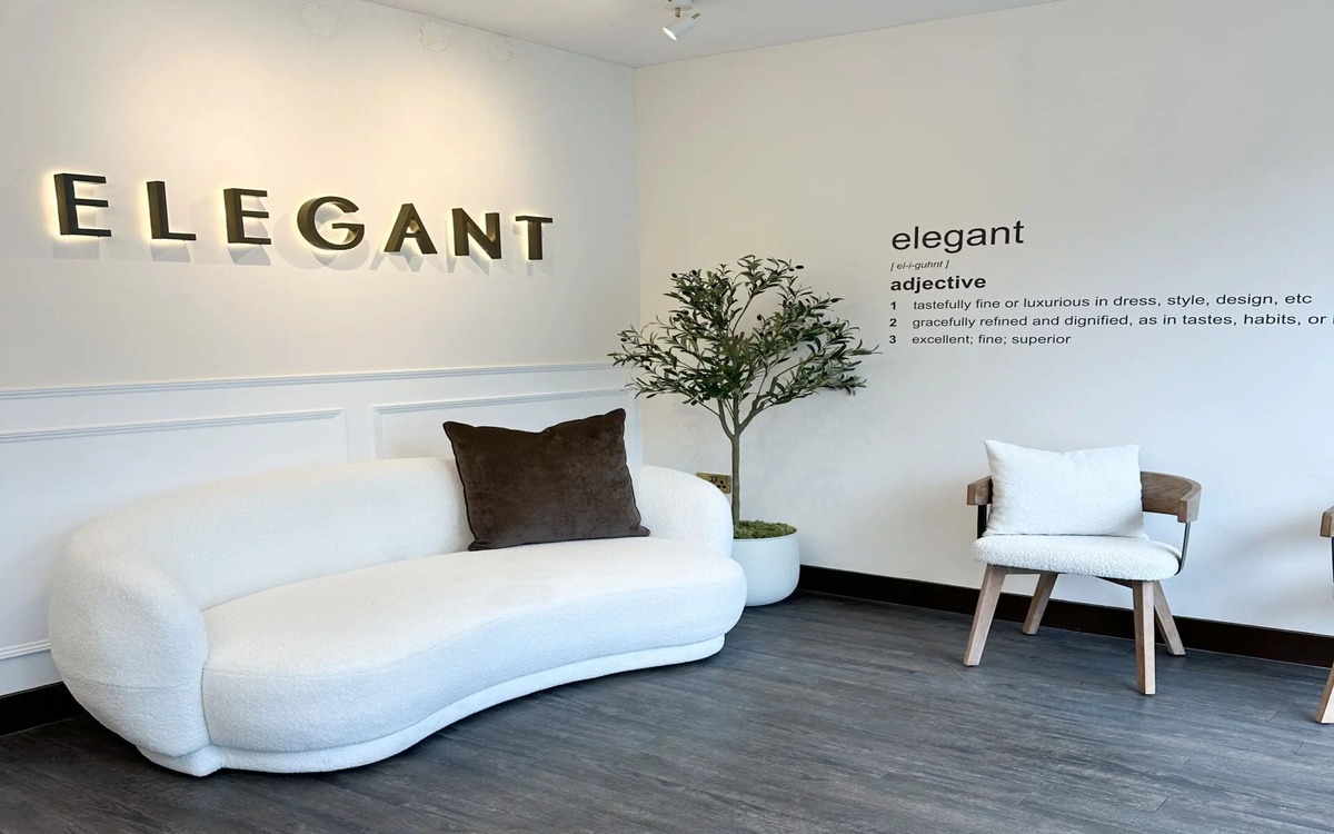 Clinic's interior photo