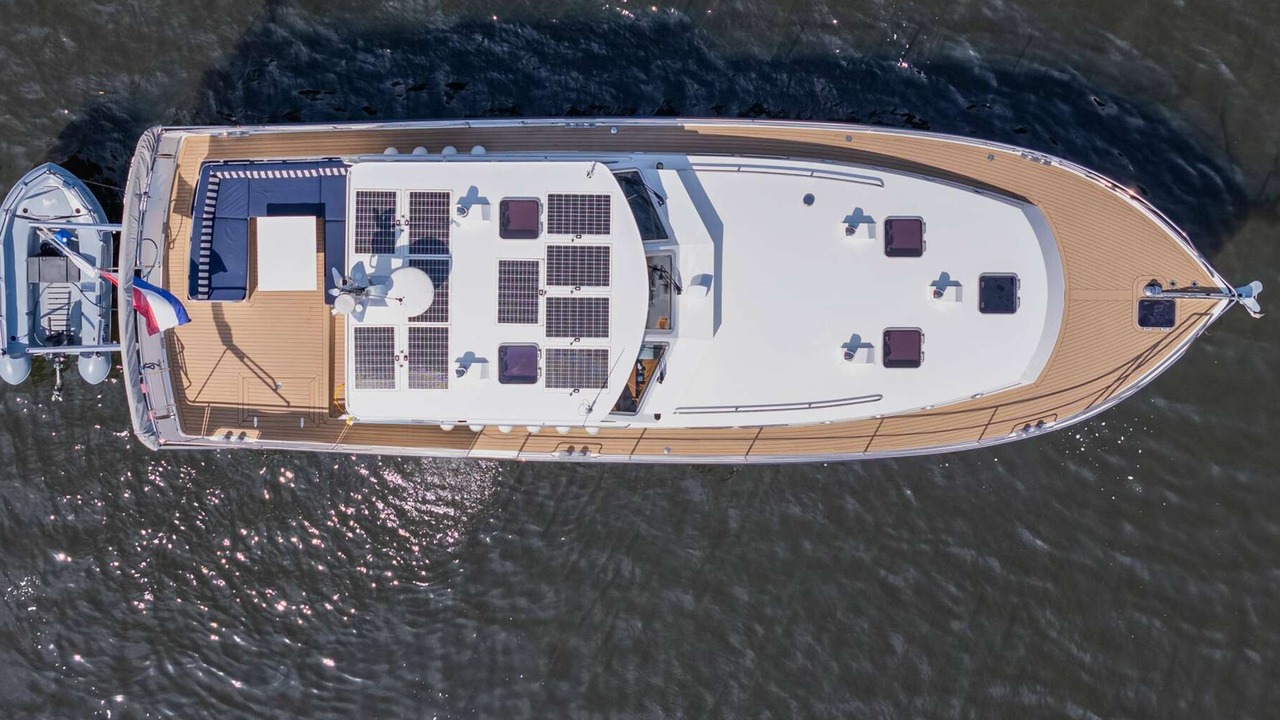 Pilot 50 motor yacht by VDL Shipyard, 1998, for sale - exterior