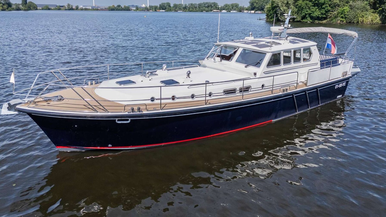 Pilot 50 motor yacht by VDL Shipyard, 1998, for sale - exterior