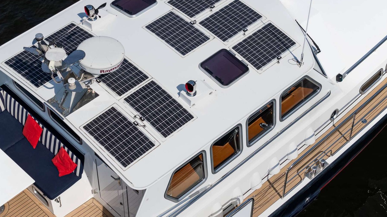 Pilot 50 motor yacht by VDL Shipyard, 1998, for sale - exterior