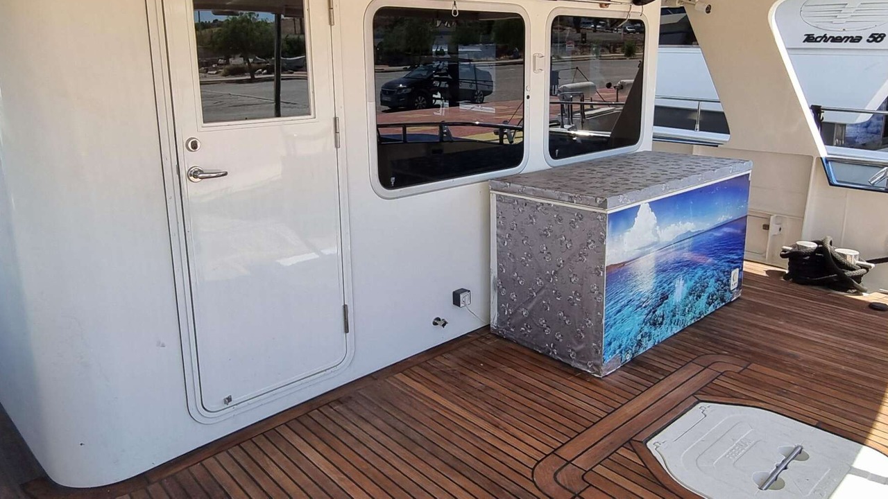 Vripack 69 expedition trawler for sale, 2004, cockpit, starboard side