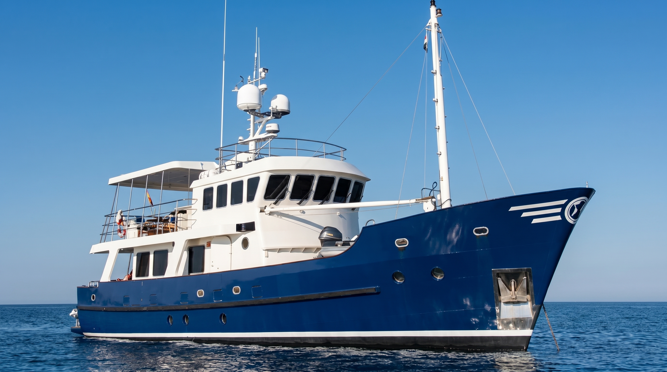Vripack 69 expedition trawler for sale, 2004, exterior, starboard hero shot