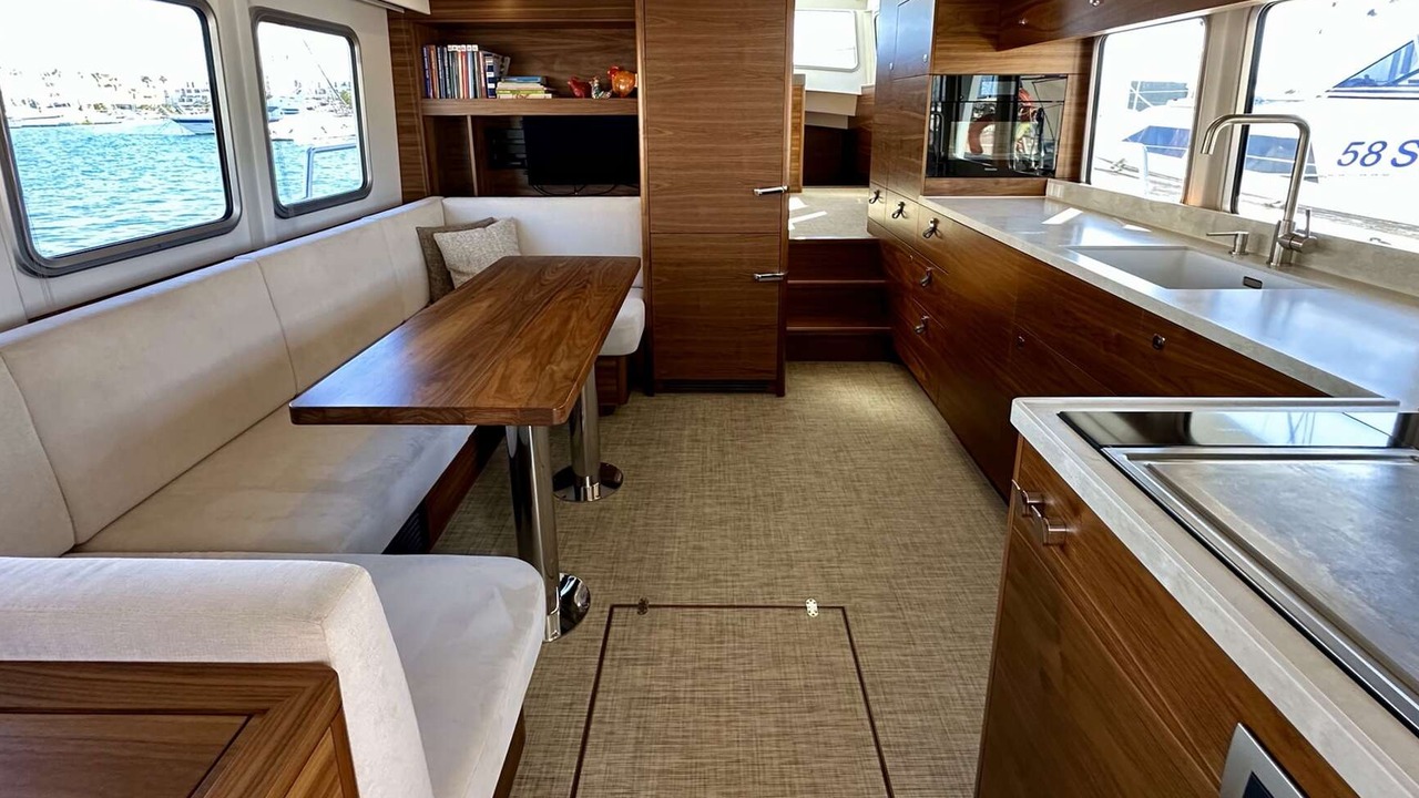 Steeler Explorer 50 Pilothouse for sale, 2024, interior