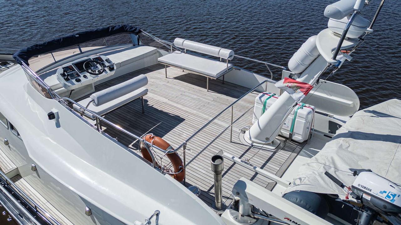 Aquanaut Global Voyager 1500 for sale, 2010, interior