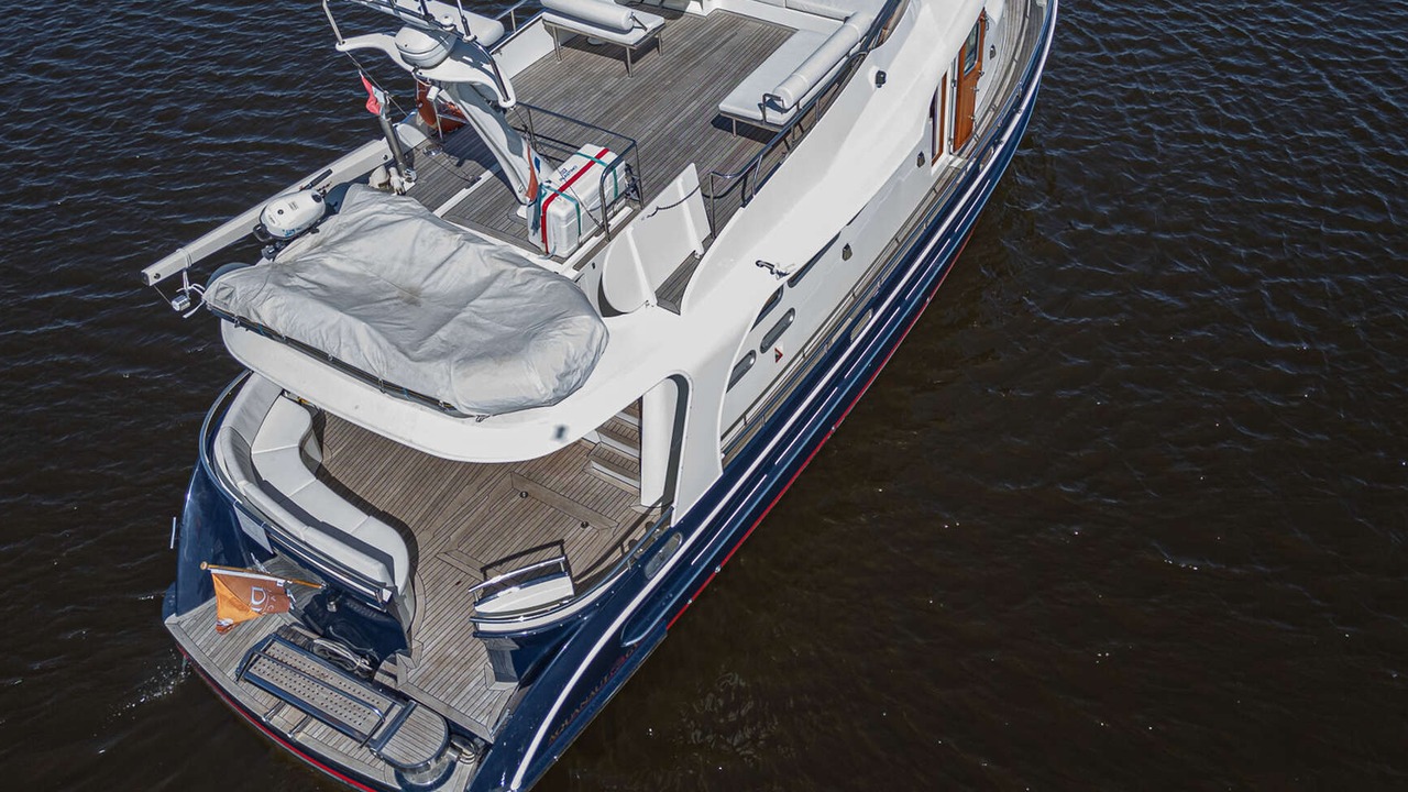 Aquanaut Global Voyager 1500 for sale, 2010, interior