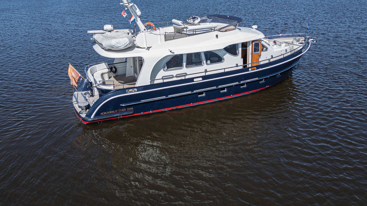 Aquanaut Global Voyager 1500 for sale, 2010, interior