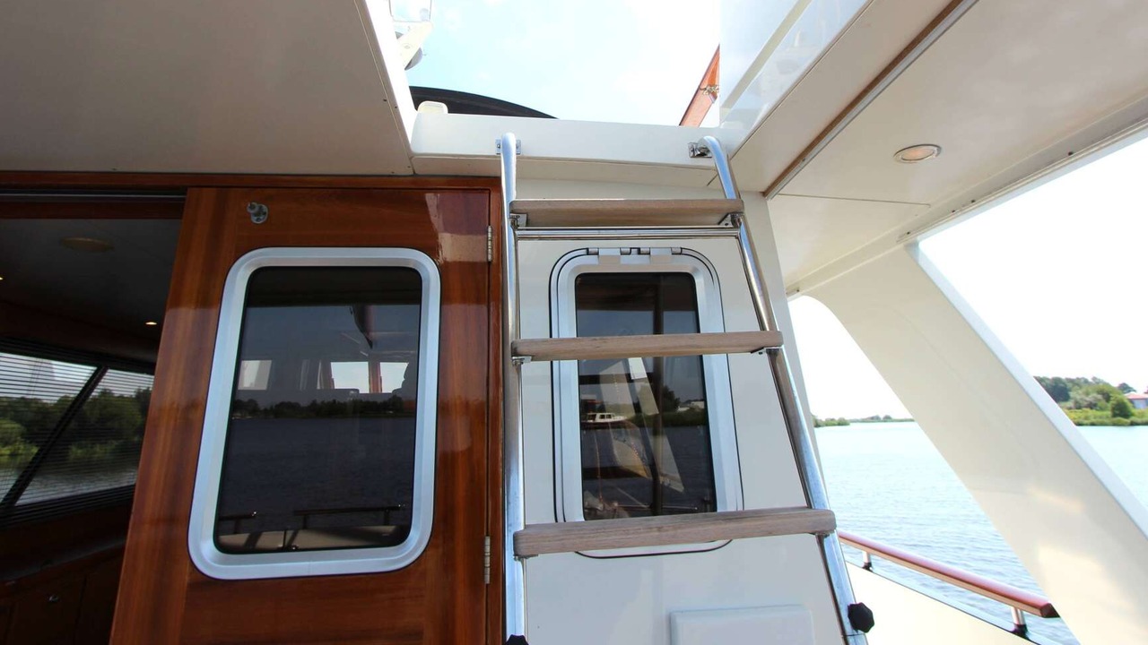 Aegir, Vripack Searocco 1500 for sale, 2003, interior