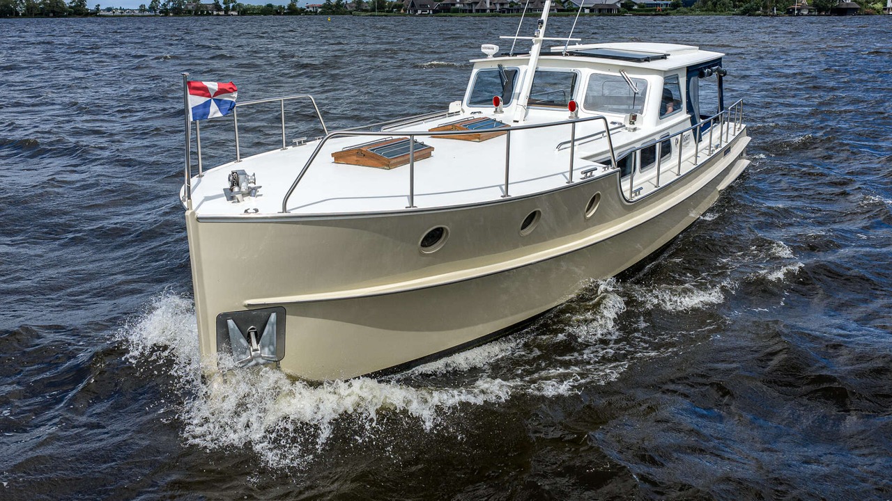 Knarr, Kruiskamp Bakdekker 1400 for sale, 2005, exterior