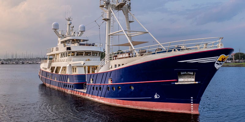 16,000 Nautical Miles at 9.5 Knots: Scintilla Maris Goes to Auction With No Reserve