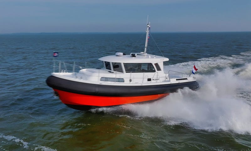 WATCH | The 30-Knot Steel Explorer: Full Tour of the Finished No Limit 13.20