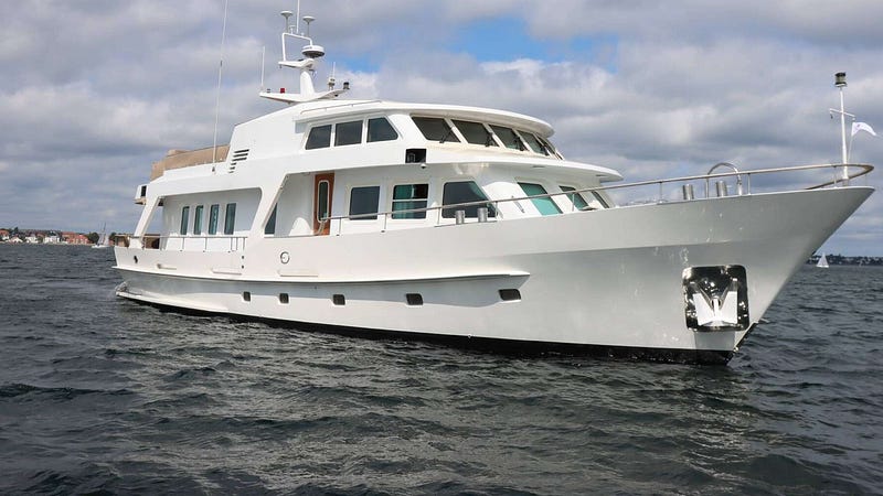 The €995,000 Kempers 2200: A One-Off Steel Cruiser Built for the Long Haul