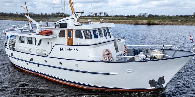 The 1971 Haak 60 'Hakunama': The Forgotten Dutch Yard, a Truck Engine Built in 1972, and What €555,000 Buys You on the Water Today