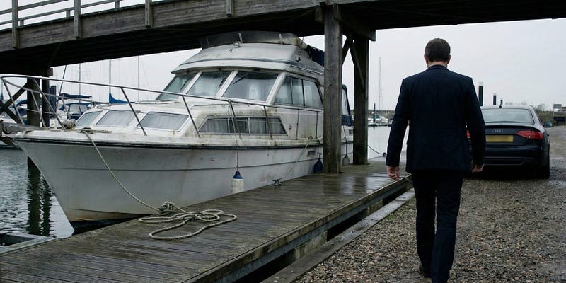 Three Red Flags That Make Me Walk Away From a Boat Immediately
