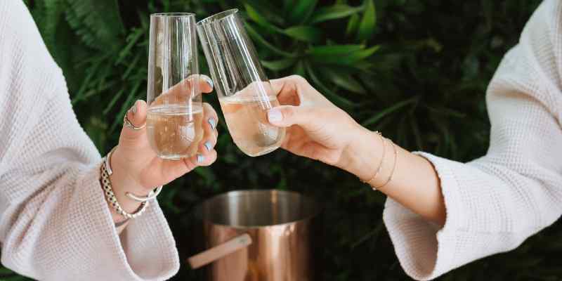 balanced lifestyle with hot and cold therapy