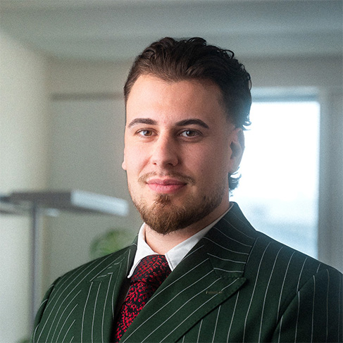 Portrait Noel Wenger, Teamleiter bei Swiss Life Select, Kunde von PIMEDIA