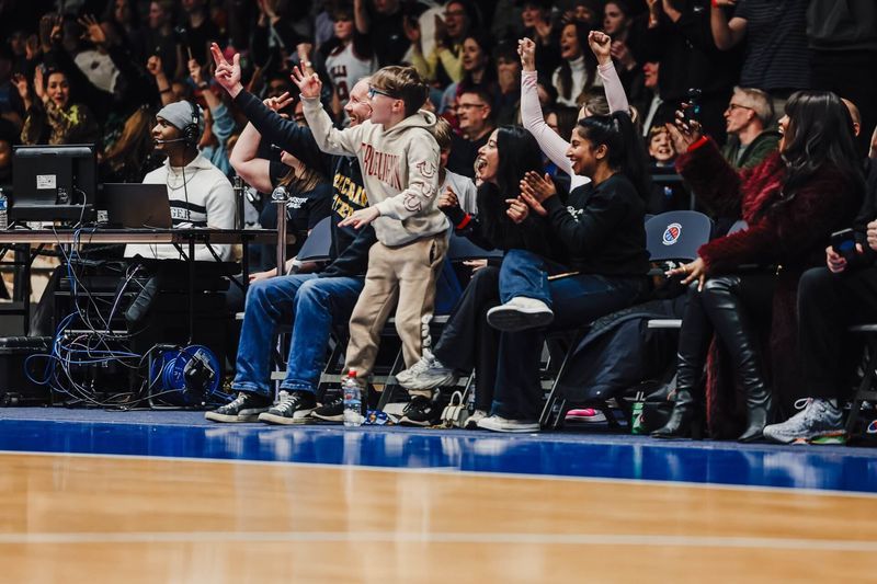 Manchester Basketball | Season Tickets