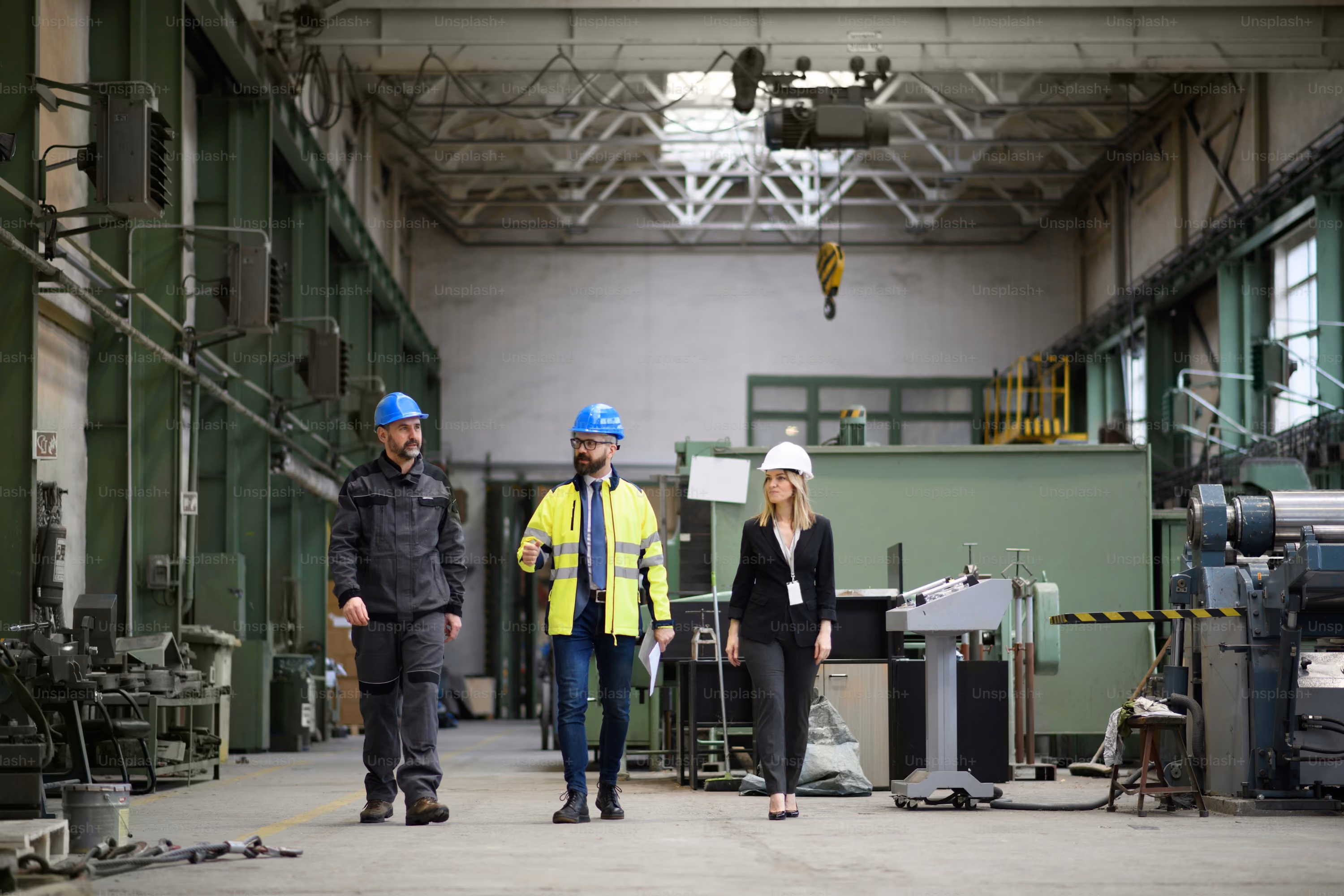 Service, sales, and operations teams must collaborate to ensure that installed base data is managed and maintained in real time.