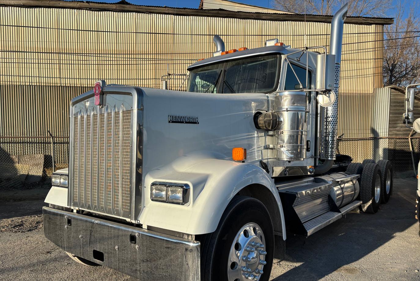 2011 Kenworth W900 Truck