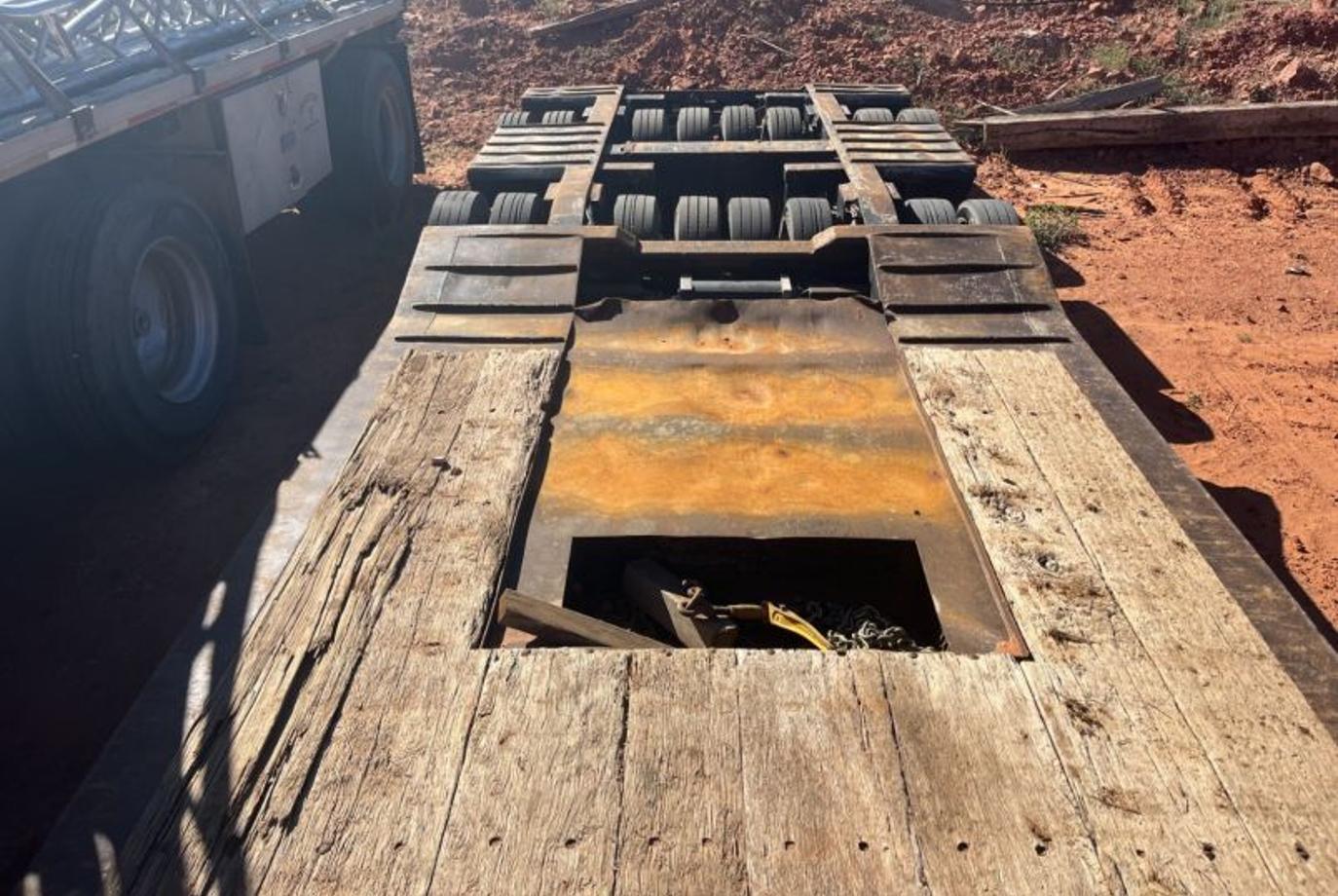 2002 Fontaine 44 EXP Trailer