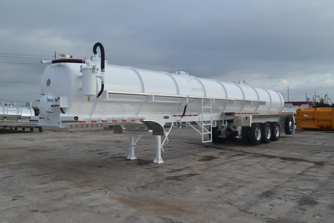 Ranco 165 BBL 3 Axle Vac Trailer