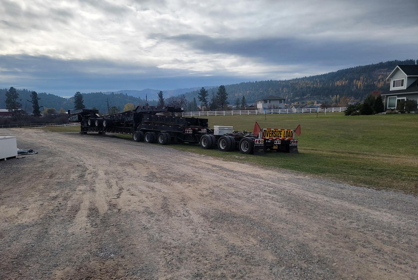 2013 XL Specialized 170 MG Trailer