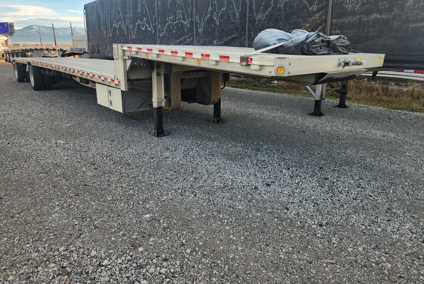 2018 Reitnouer DropMiser Trailer