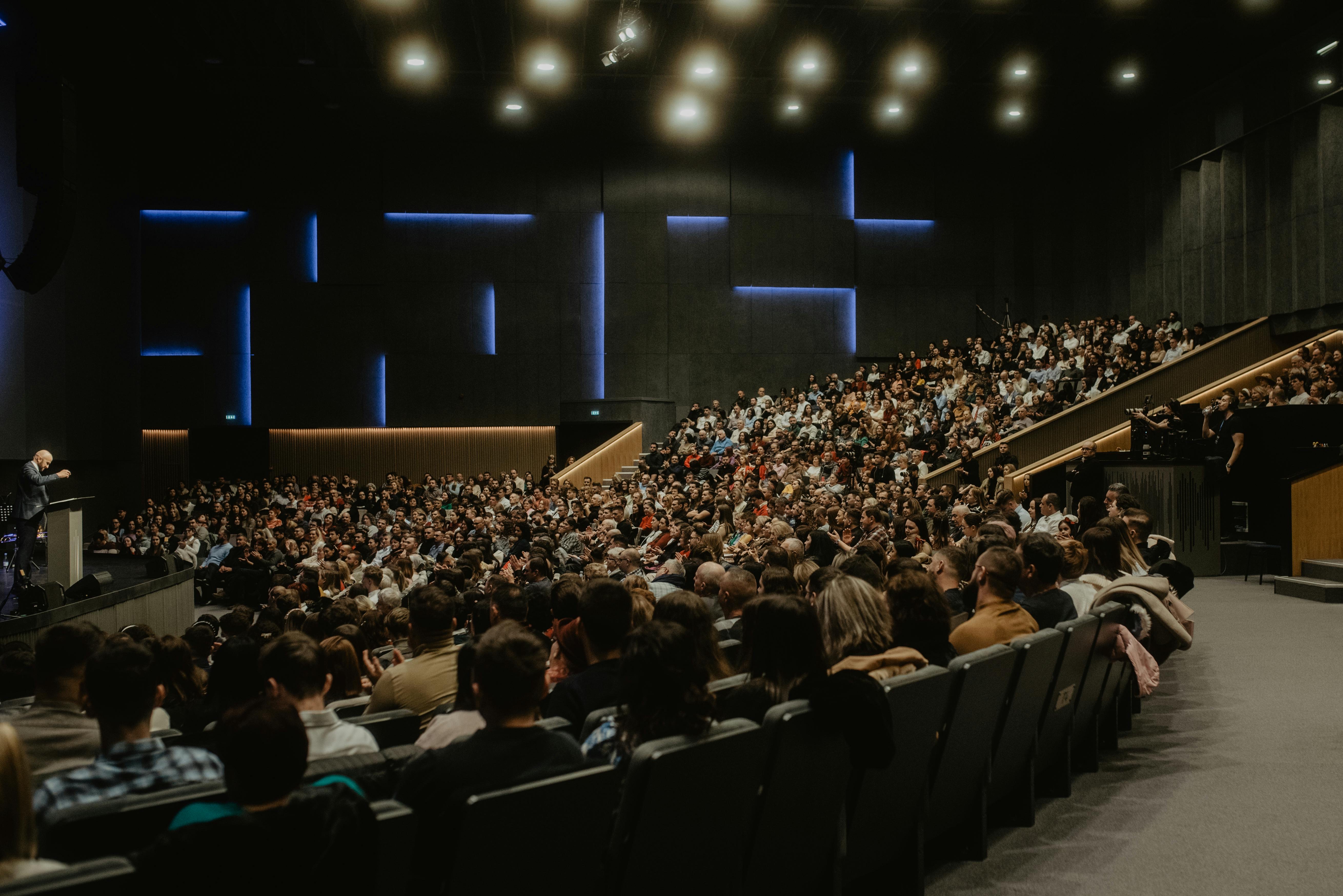 Why Corporate Audiences Are Easier Than School Kids (And What That Teaches Us About Presence)