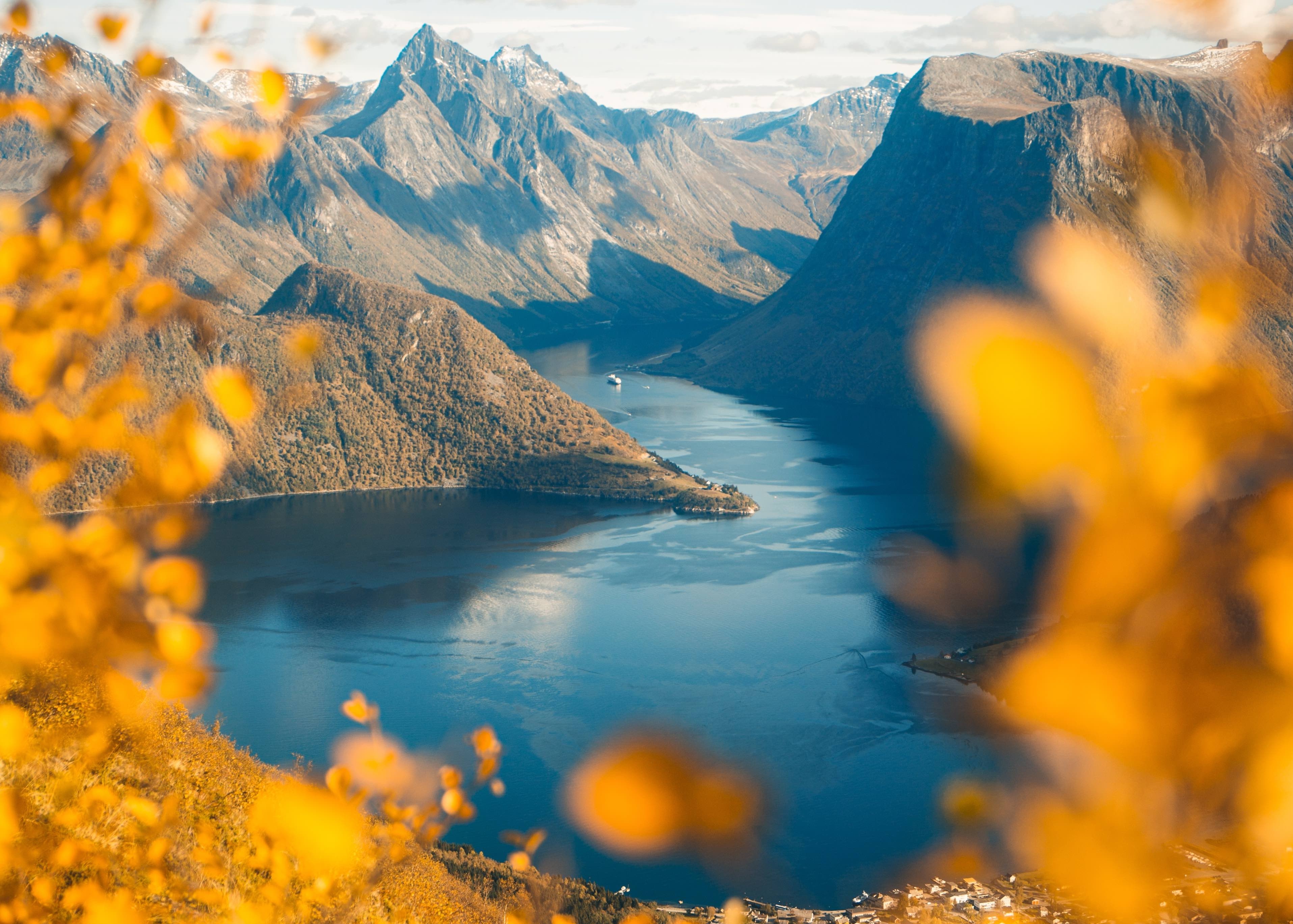 Fjord Tours from Ålesund (2026) – Which Fjord Trip Should You Choose?