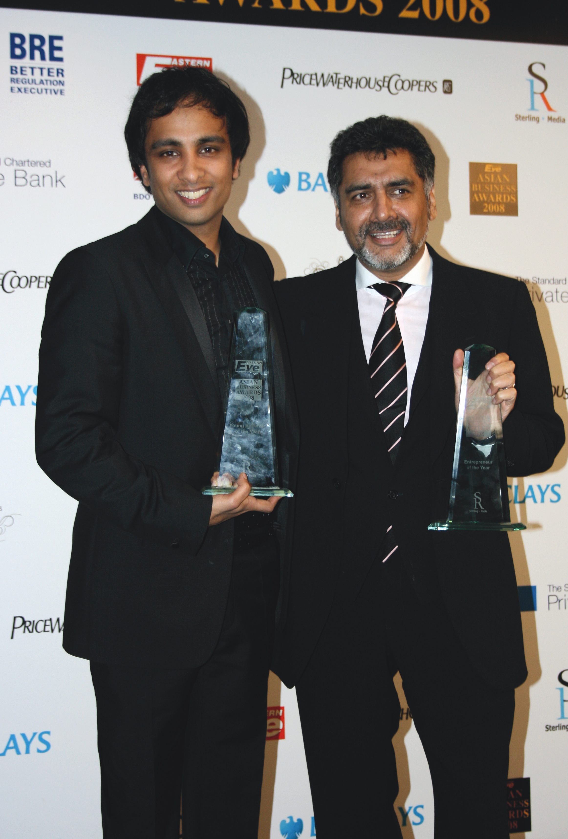 Imran Hakim winning award
